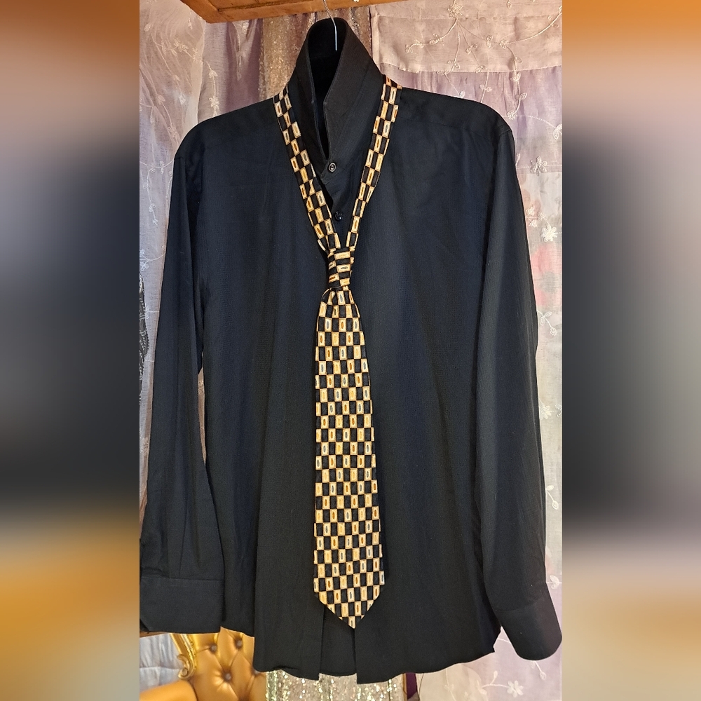 Bugatchi Men's Black Shirt with Mini Waffle Patterned Tie. Size 16 34/35.